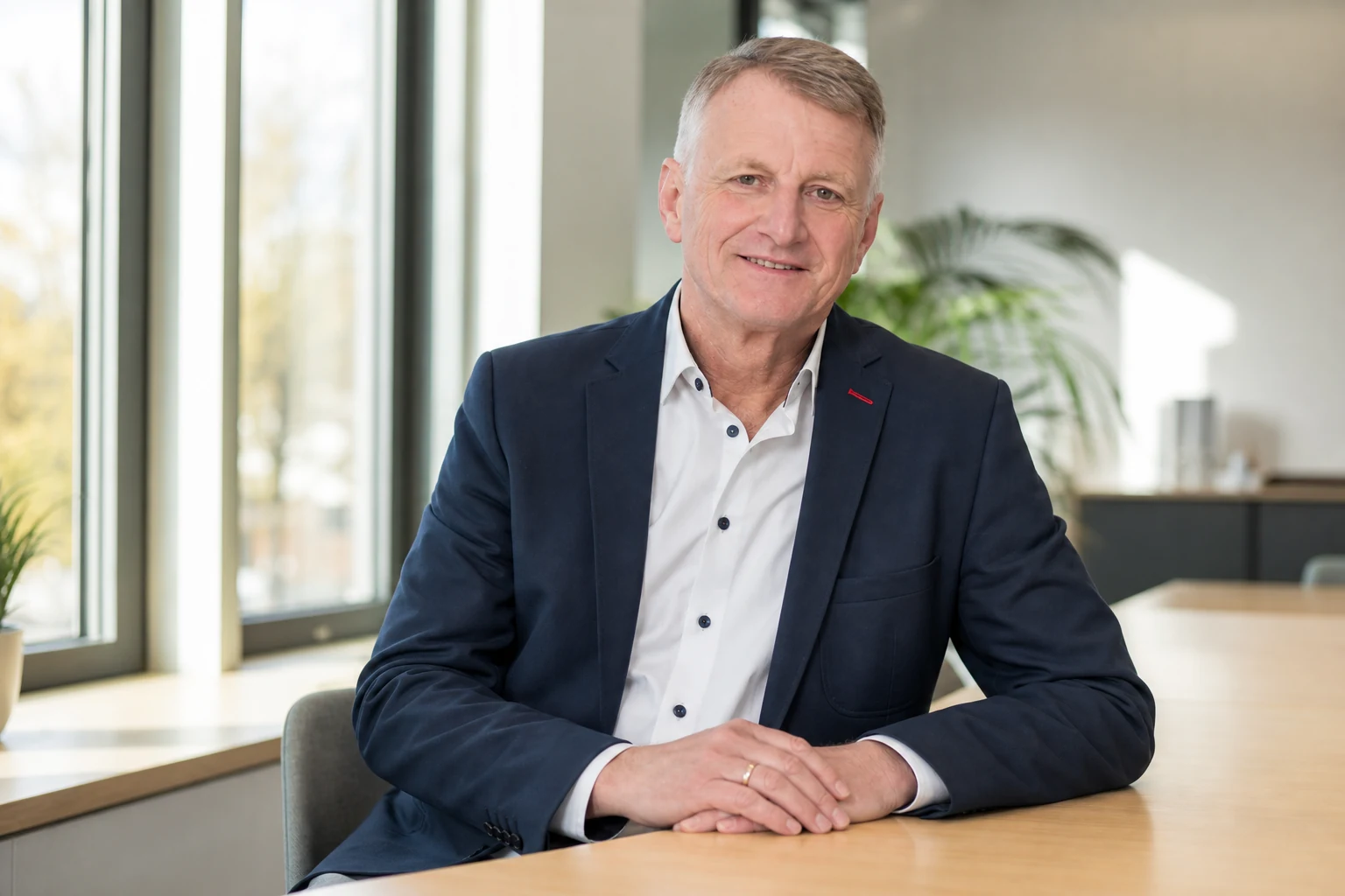 Holger Mahlstede an seinem Arbeitsplatz